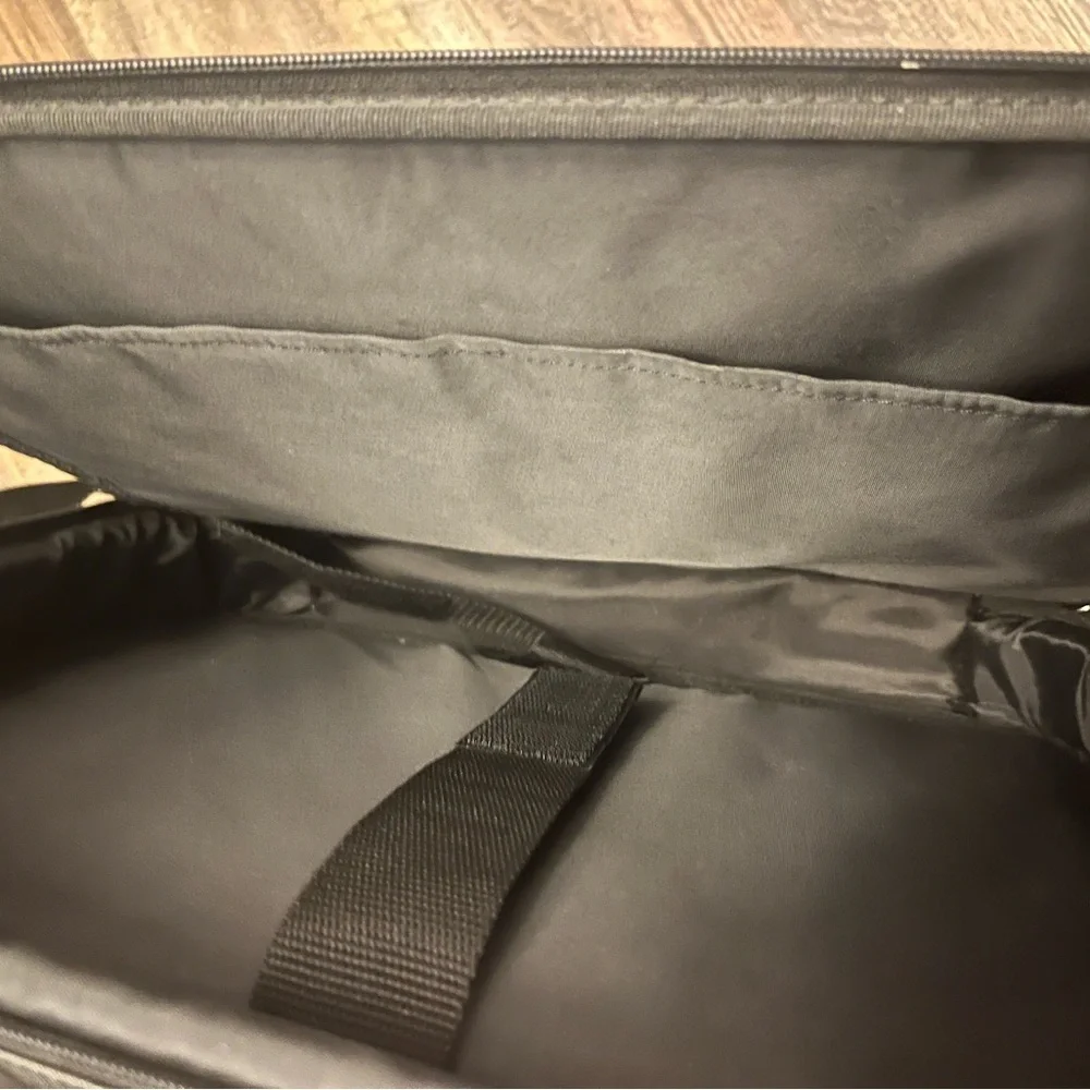 Targus Black Laptop Bag
